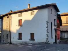 Foto Palazzo in Via Giacomo Leopardi