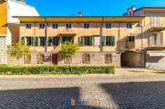 Foto Palazzo storico in vendita a Savigliano - 21 locali 562mq
