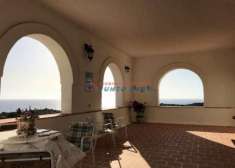 Foto PANTELLERIA  Punta Fram, splendida villa con due unit  abitative, oltre veranda e terreno. Vista mare. Euro 490mila CL G