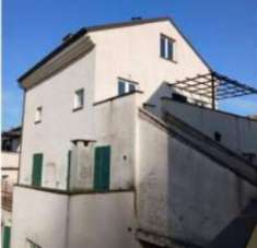 Foto Pentalocale in vendita a Albisola Superiore