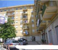 Foto Pentalocale in vendita a Caltanissetta