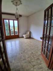 Foto Pentalocale in vendita a Lucca