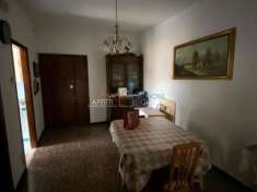 Foto Pentalocale in vendita a Massa