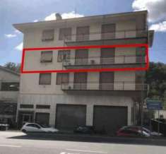 Foto Pentalocale in vendita a Moconesi