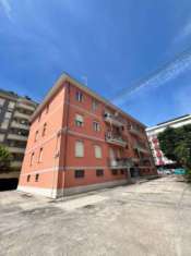 Foto Pentalocale in vendita a Pescara