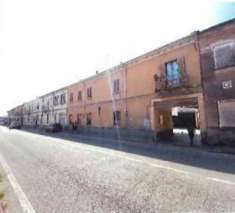 Foto Pentalocale in vendita a Vercelli