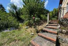 Foto Piano terra bifamiliare campagna accesso privato