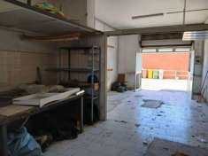Foto Pianura locale comm.le fronte strada