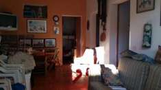 Foto PIZZOLUNGO  Villino sul mare di 3 vani+acc con veranina esterna. Euro 120 mila cl GI