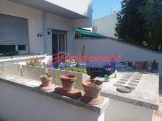 Foto PODERINO VILLA SCHIERA DI TESTA CON GIARDINO