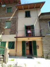 Foto Poppi Badia Prataglia vendo terratetto    . 39000