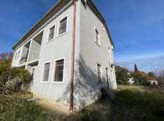 Foto Porzione di Casa in Vendita, 1 Locale, 150 mq, Montecchio Maggio