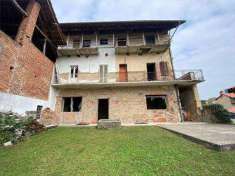 Foto Porzione di Casa in Vendita, 2 Locali, 360 mq, Gattico Veruno (V