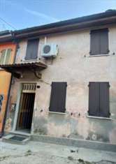 Foto Porzione di Casa in Vendita, 3,5 Locali, 104 mq, Dosolo