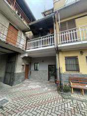 Foto Porzione di Casa in Vendita, 3 Locali, 120 mq, Cameri