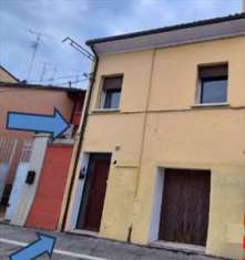Foto Porzione di Casa in Vendita, 4,5 Locali, 118 mq, Medicina