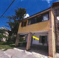 Foto Porzione di Casa in Vendita, 4,5 Locali, 122 mq, Gubbio