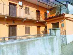 Foto Porzione di Casa in Vendita, 4 Locali, 100 mq, Vogogna (Prata)