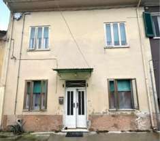Foto Porzione di Casa in Vendita, 5 Locali, 177 mq, Roverbella
