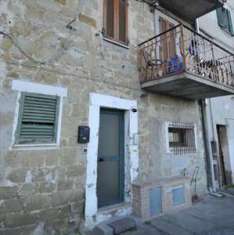 Foto Porzione di Casa in Vendita, pi di 6 Locali, 135 mq, Perugia