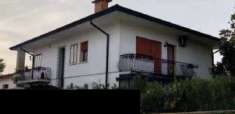 Foto Porzione di Casa in Vendita, pi di 6 Locali, 149 mq, Trevignano