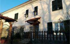 Foto Porzione di Casa in Vendita, pi di 6 Locali, 160 mq, Dego
