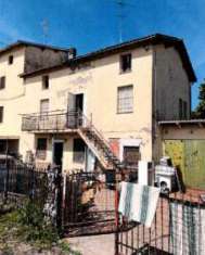 Foto Porzione di Casa in Vendita, pi di 6 Locali, 165 mq, Bomporto