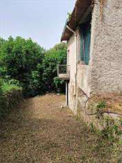 Foto Porzione di Casa in Vendita, pi di 6 Locali, 170 mq, Todi (Ceca