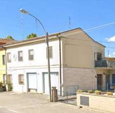 Foto Porzione di Casa in Vendita, pi di 6 Locali, 176 mq, Argenta (C
