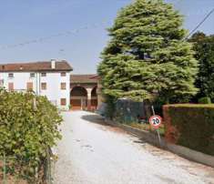 Foto Porzione di Casa in Vendita, pi di 6 Locali, 195 mq, Montebello