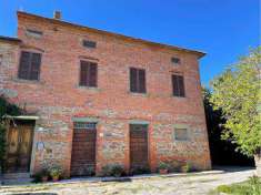 Foto Porzione di Casa in Vendita, pi di 6 Locali, 200 mq, Marciano d