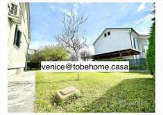 Foto Porzione di casa in Vendita, pi di 6 Locali, 200 mq (Venezia)