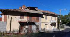 Foto Porzione di Casa in Vendita, pi di 6 Locali, 201 mq, Tonengo