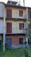 Foto Porzione di Casa in Vendita, pi di 6 Locali, 206 mq, Tonengo
