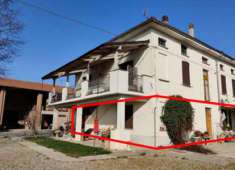 Foto Porzione di Casa in Vendita, pi di 6 Locali, 210 mq, Castelnuov