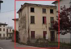 Foto Porzione di Casa in Vendita, pi di 6 Locali, 217 mq, Marano Vic