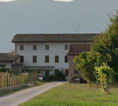 Foto Porzione di Casa in Vendita, pi di 6 Locali, 234 mq, Fontanafre