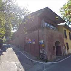 Foto Porzione di Casa in Vendita, pi di 6 Locali, 251 mq, Rimini