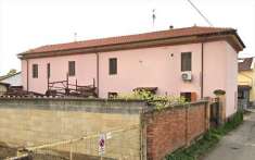Foto Porzione di Casa in Vendita, pi di 6 Locali, 254 mq, Alessandri
