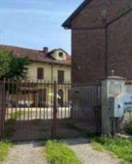 Foto Porzione di Casa in Vendita, pi di 6 Locali, 361 mq, Calliano