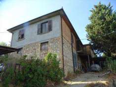 Foto Porzione di casa in Vendita, pi di 6 Locali, 420 mq (Montaione)