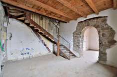 Foto Porzione di casa in vendita a Almenno San Salvatore