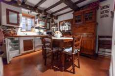 Foto Porzione di casa in vendita a Ameglia