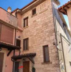 Foto Porzione di casa in Vendita a Ascoli Piceno Frazione Vallesenzana