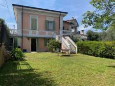Foto Porzione di casa in vendita a Avenza - Carrara 170 mq  Rif: 1126808