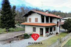 Foto Porzione di casa in vendita a Besnate