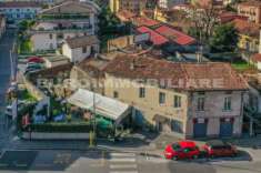 Foto Porzione di casa in vendita a Brescia