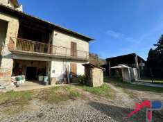 Foto Porzione di casa in vendita a Brivio