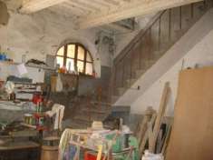 Foto Porzione di casa in vendita a Buti 200 mq  Rif: 546918