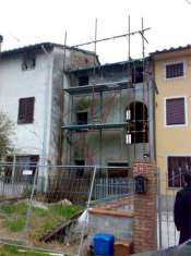Foto Porzione di casa in Vendita a Capannori santa margherita